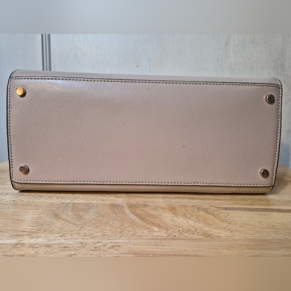 Kate Spade Black and Tan Satchel - Picture 11 of 11